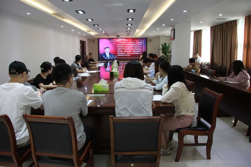 人人講安全、個(gè)個(gè)會(huì)應(yīng)急 人人講安全、個(gè)個(gè)會(huì)應(yīng)急